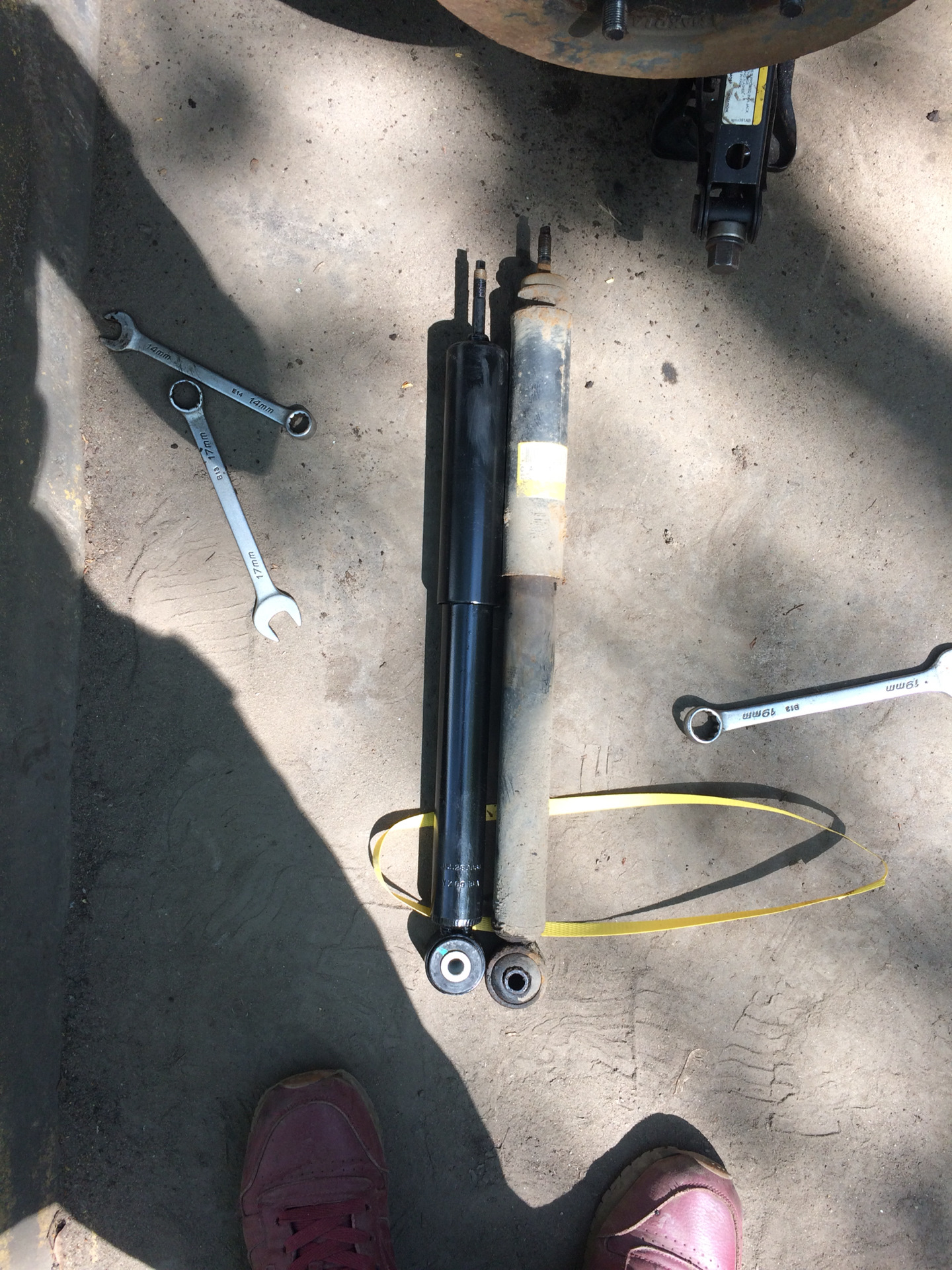 амортизаторы гранд витара. амортизатор suzuki grand vitara. амортизаторы гранд витара. задние амортизаторы гранд витара. задние амортизаторы гранд витара.