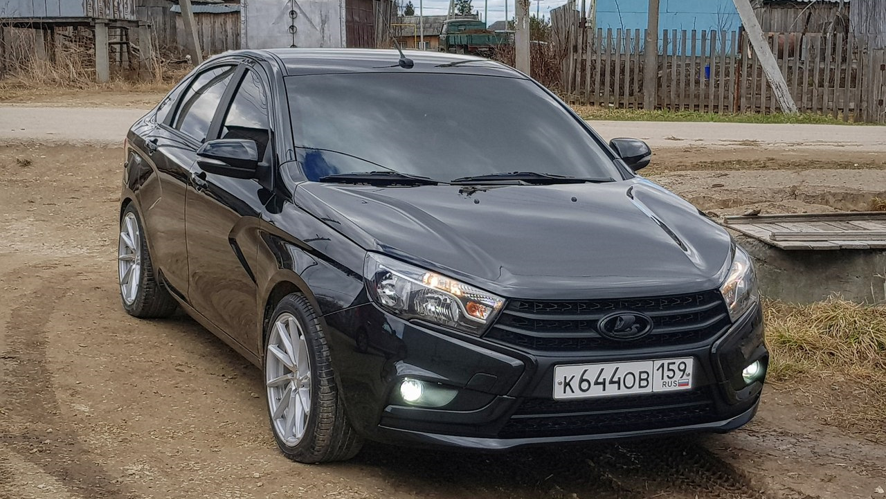 Lada Vesta 1.6 бензиновый 2016 | #ComfortMultimedia Black на DRIVE2