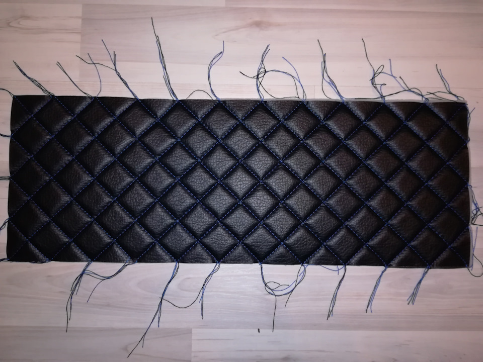 Вставки в обшивки Гранта / Калина 2 — Lada Приора хэтчбек, 1,6 л, 2010 ...