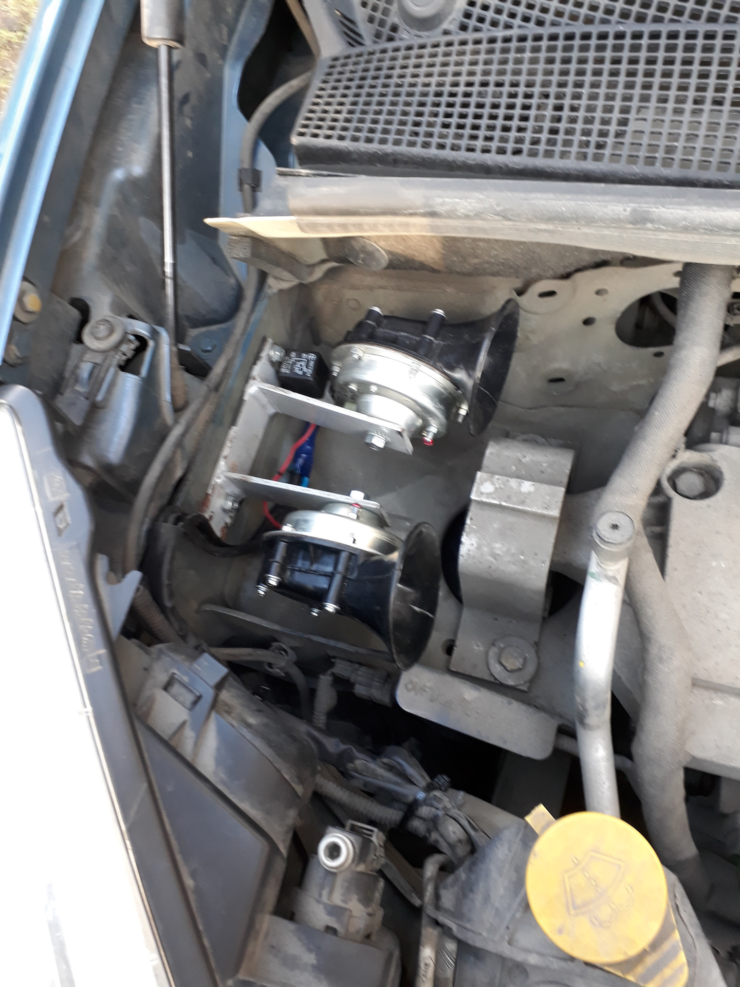 Сколько ходят задние тормозные диски? — Renault Kangoo (2013), 1,6 л ...