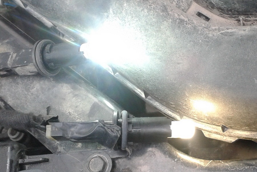 Заменил габаритные лампы на PHILIPS — Nissan X-Trail II (t31), 2,5 л ...