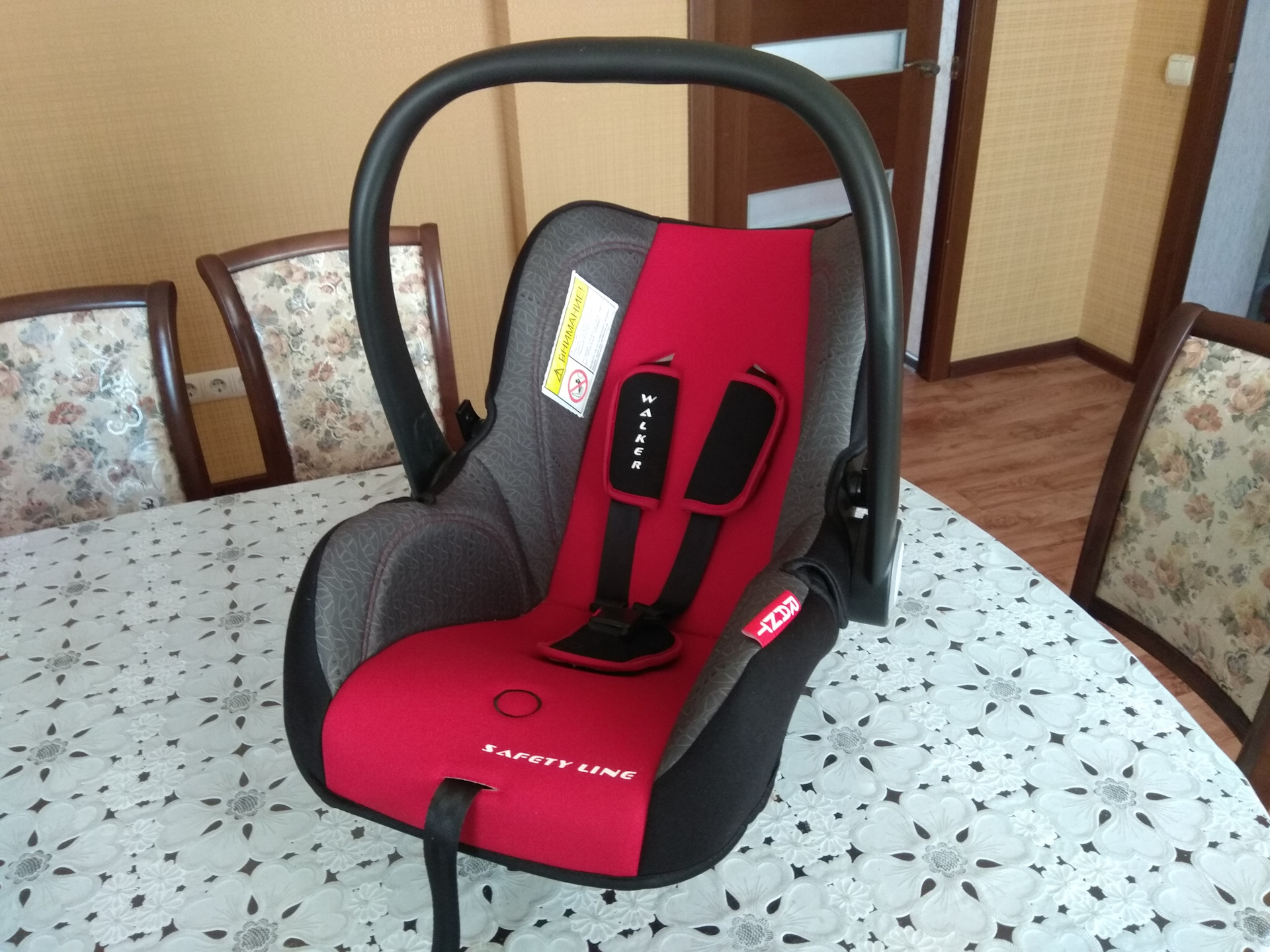 Детское кресло в машину — Daewoo Leganza, 2,2 л, 2001 года | аксессуары ...