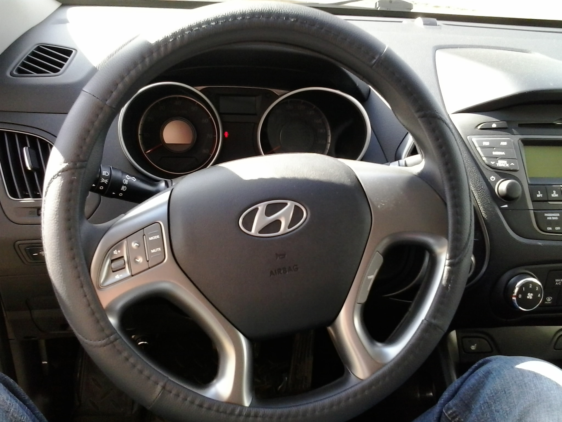 Как снять руль ix35 Накладка для руля в ix35. - Hyundai ix35, 2 л, 2014 года аксессуары DRIVE2