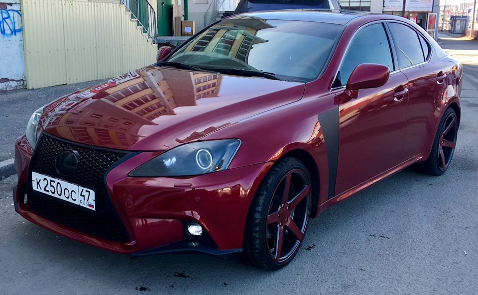 Lexus is 250 красный матовый