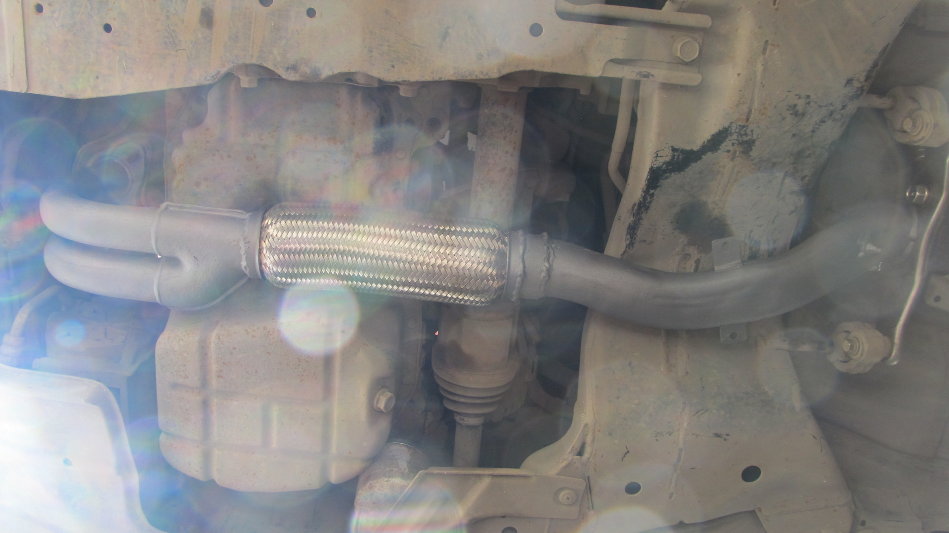 Гофра для глушителя мицубиси аутлендер 1. 4. Гофра митсубиси аутлендер. Гофра митсубиси аутлендер. Глушитель mitsubishi outlander xl 2.