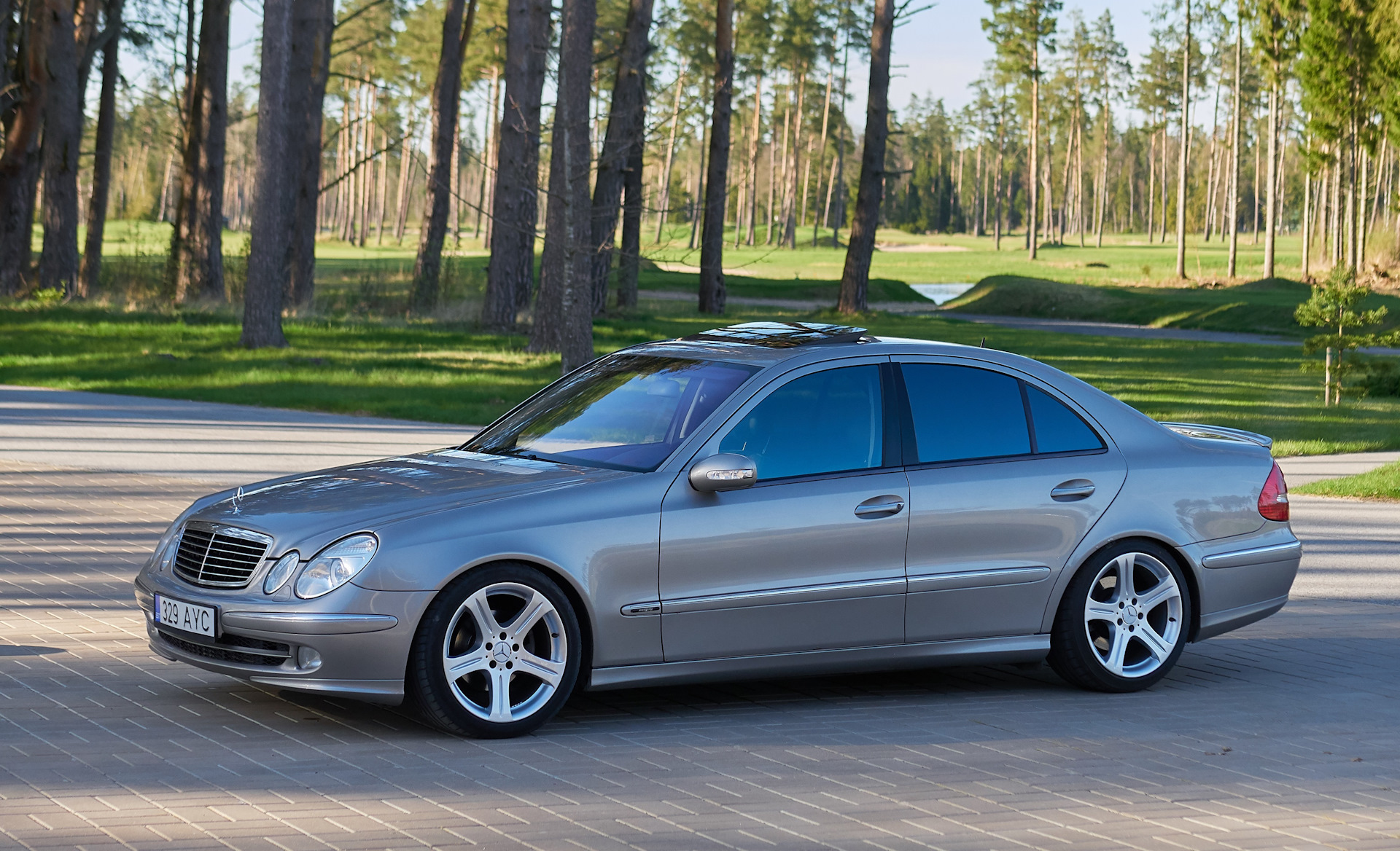 Mercedes e320 w211 AMG