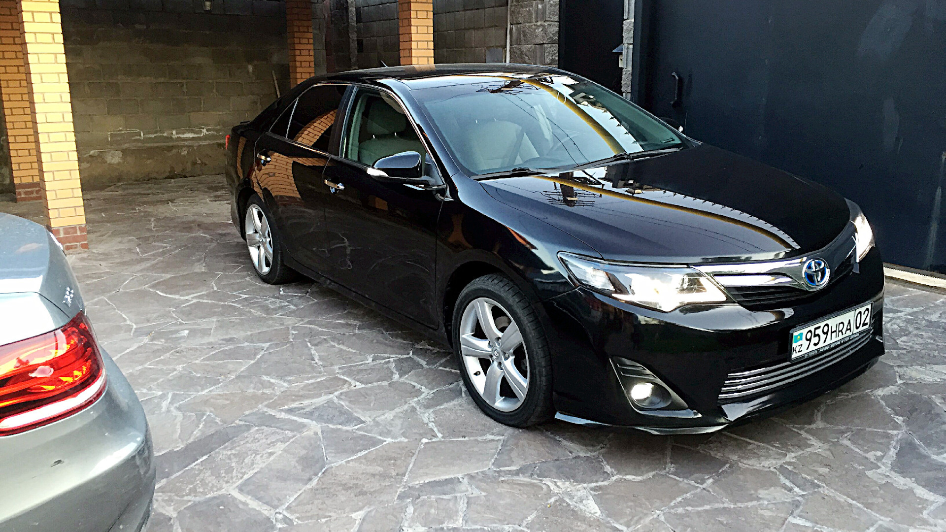 Toyota Camry xv50 Black