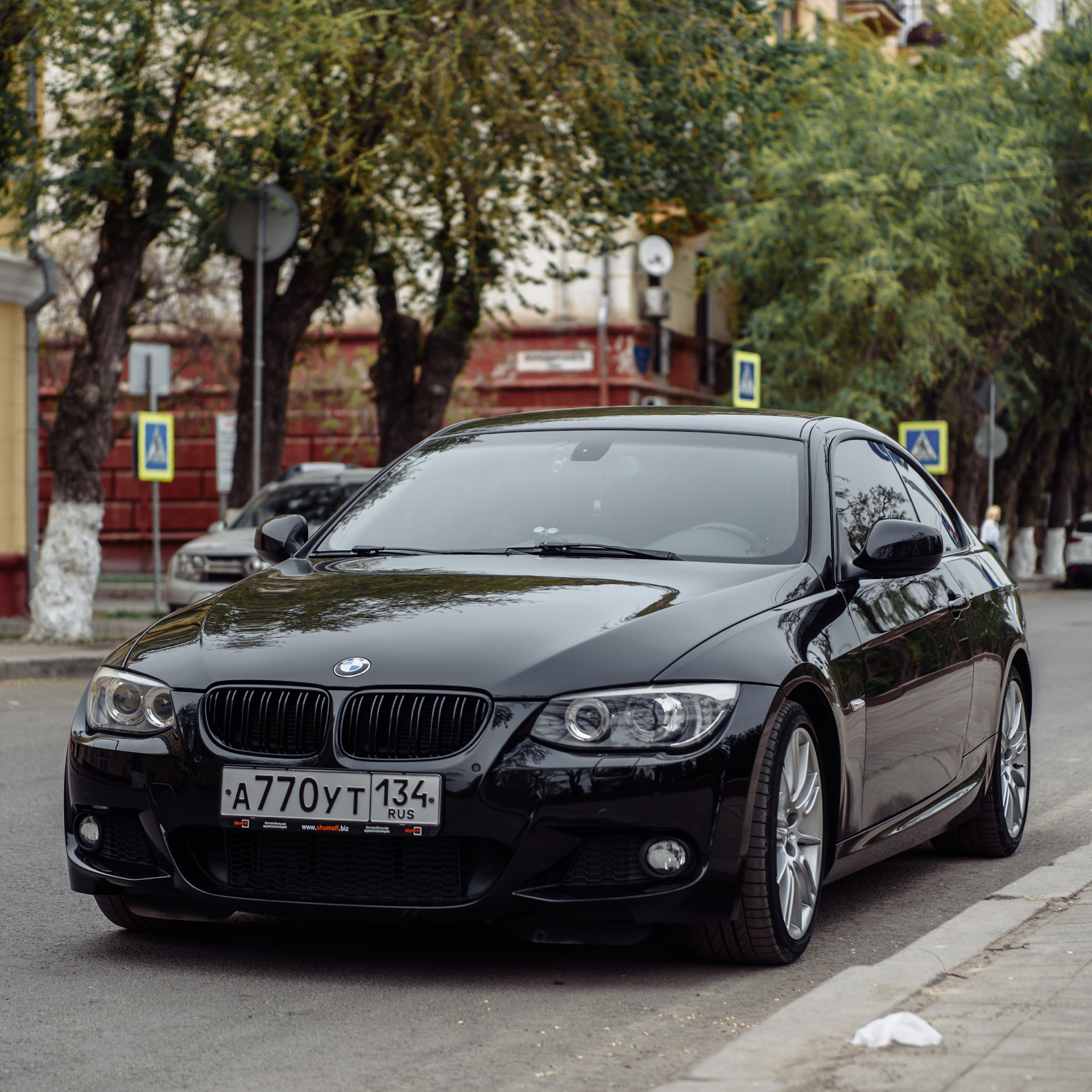 Фото бмв с номерами. BMW 3 e92 Рестайлинг. BMW 3 Series 2011. БМВ 320 е92. BMW e92 Рестайлинг.