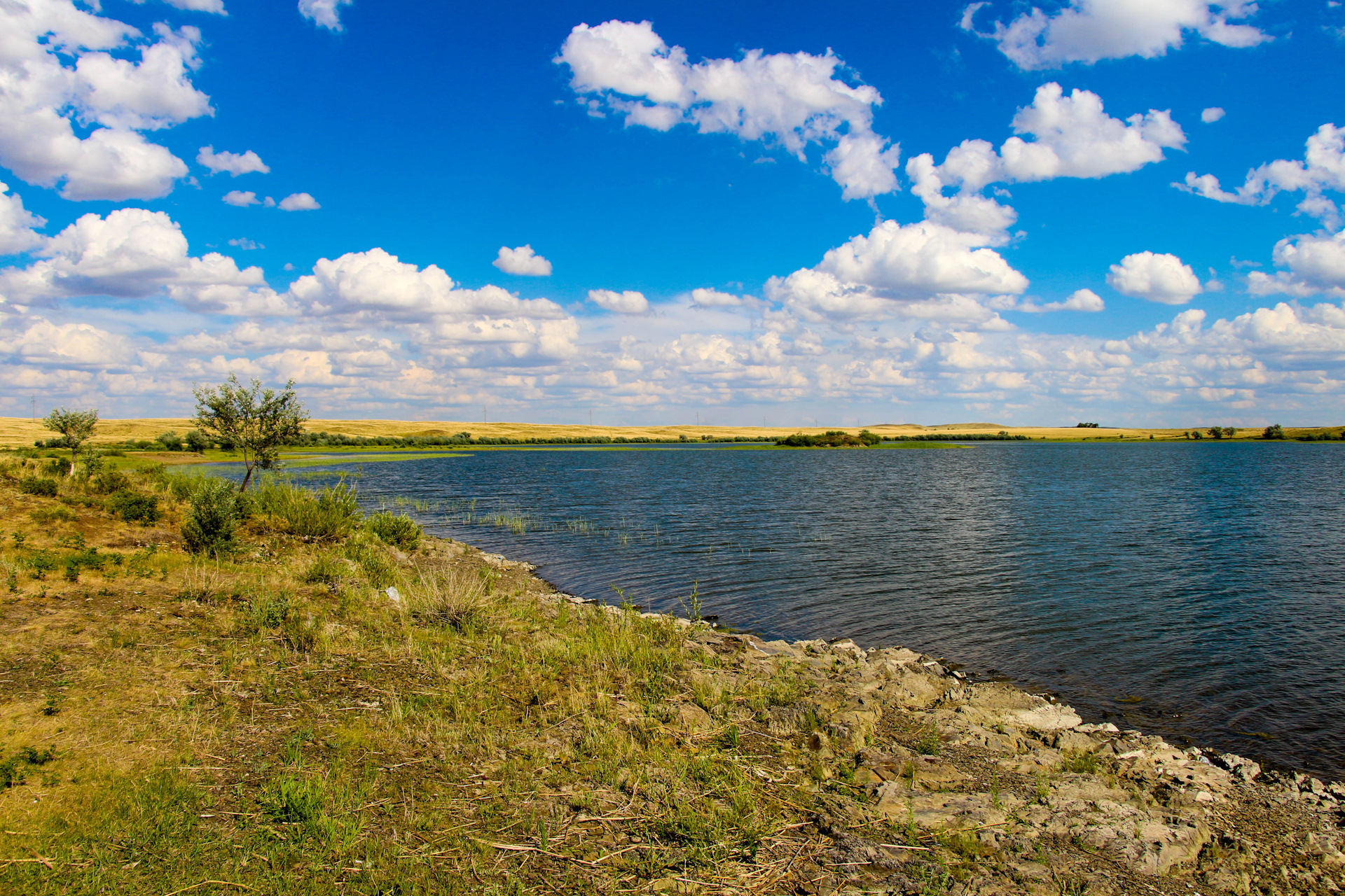 Водохранилище в селе