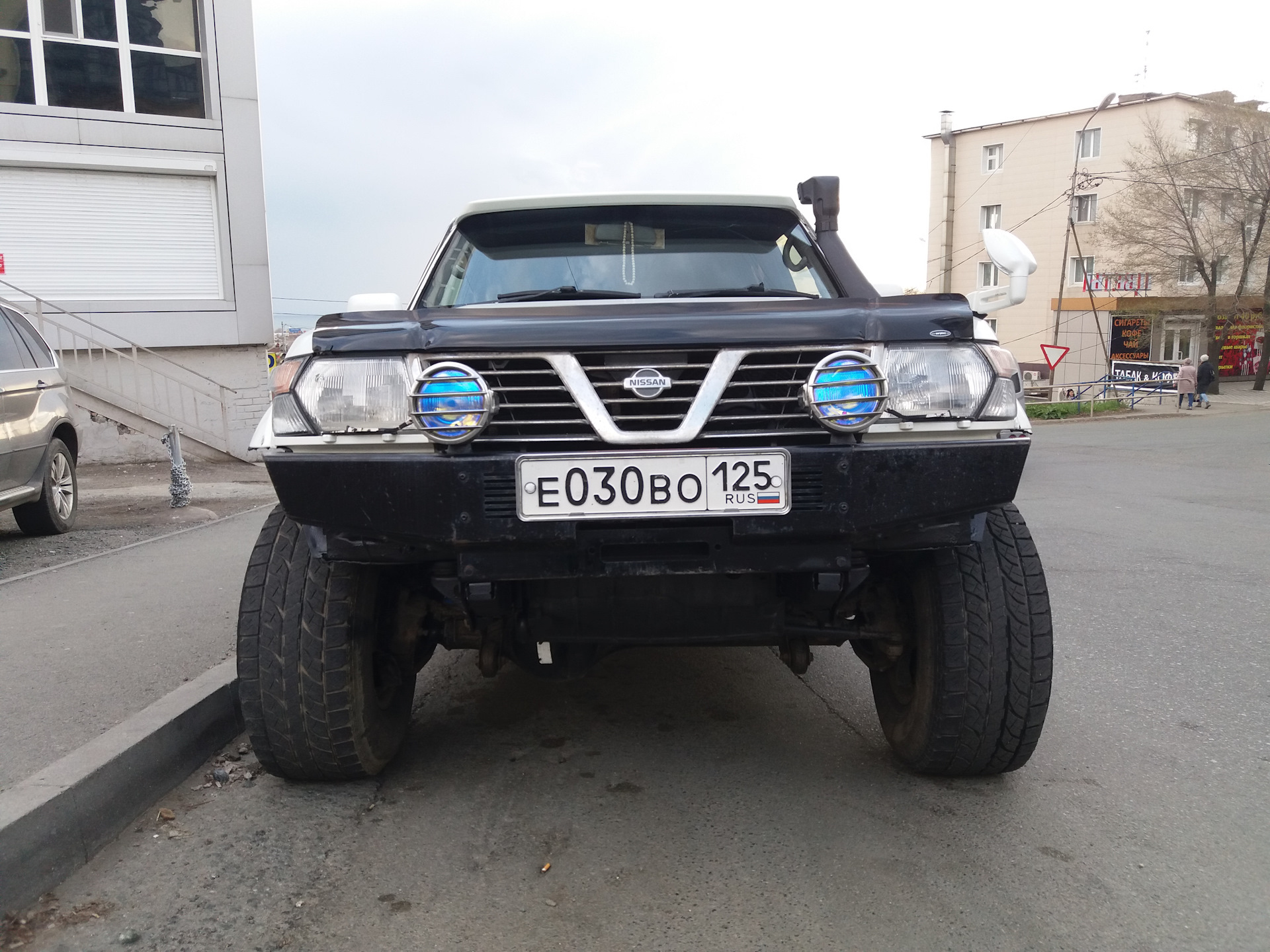 Силовой бампер ниссан сафари 60. Nissan patrol gr y60. Силовой бампер ниссан сафари 60. Силовой бампер nissan safari y61. Бампер nissan safari y61.