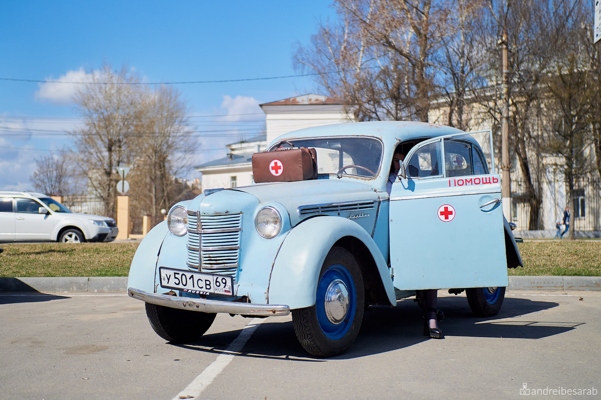 Автомобиль москвич 401