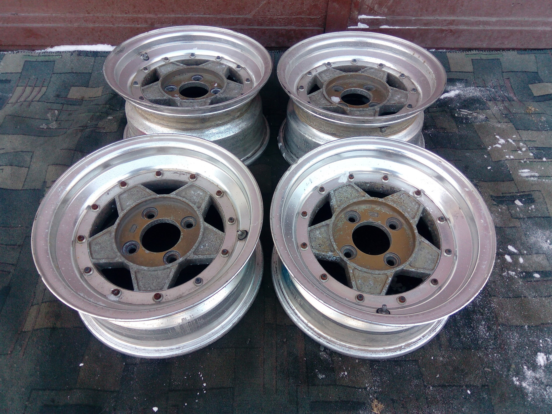 Чем отличаются диски. Диски SSR r14. SSR r14 на ВАЗ. Диски SSR r14 ВАЗ 2107. SSR Focus Racing 5.