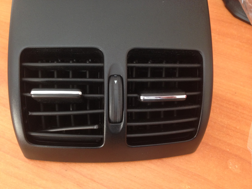 Ремонт Мерседес 203 : Оборудование салона Mercedes W203