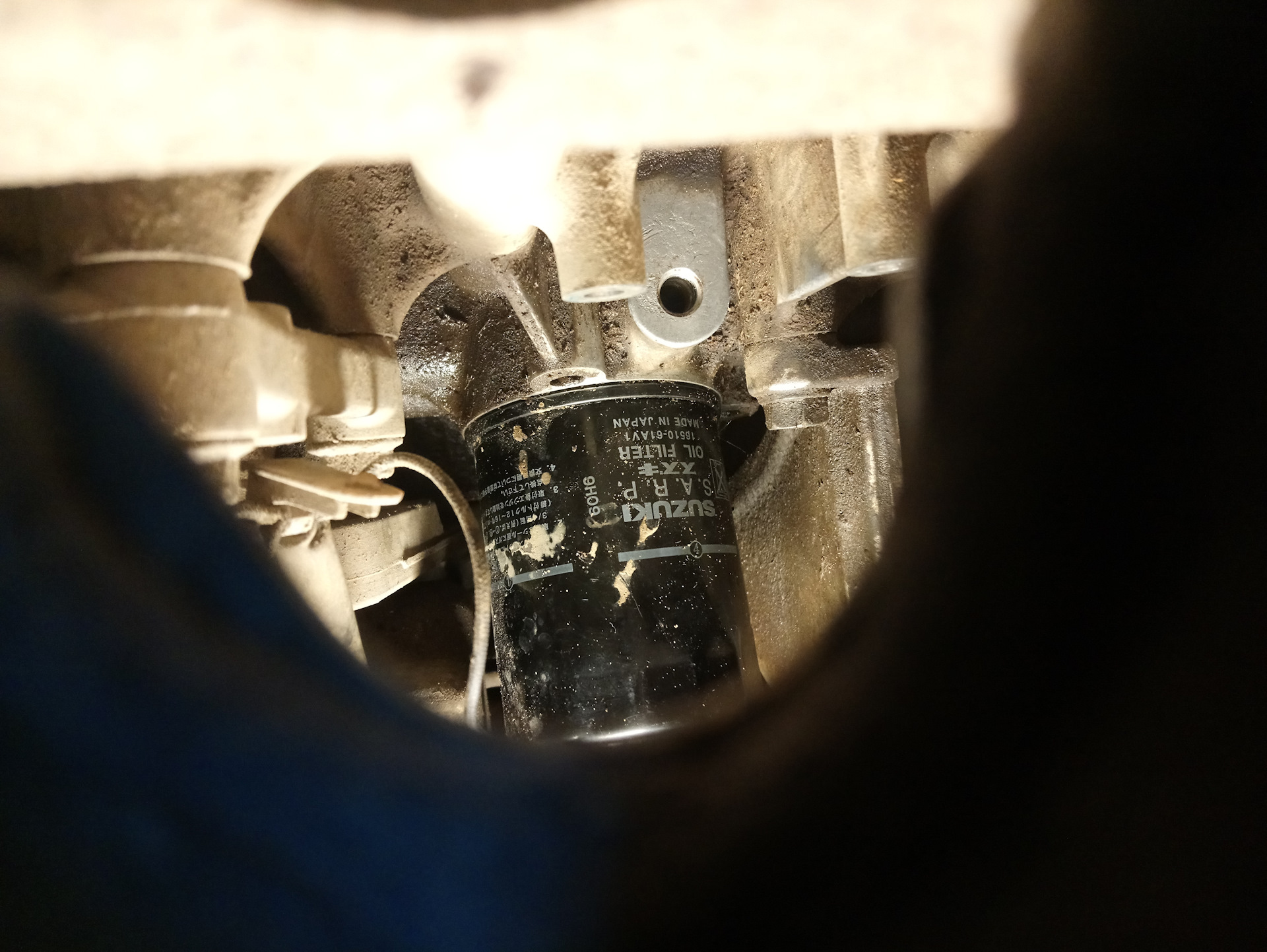 Датчик давления масла сузуки гранд витара 2. 4. Датчик давления масла сузуки свифт 1. Датчик давления масла в suzuki grand vitara 2 л. Датчик давления масла сузуки гранд витара 2.