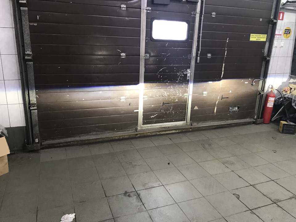 Фото в бортжурнале Cadillac Escalade (3G)