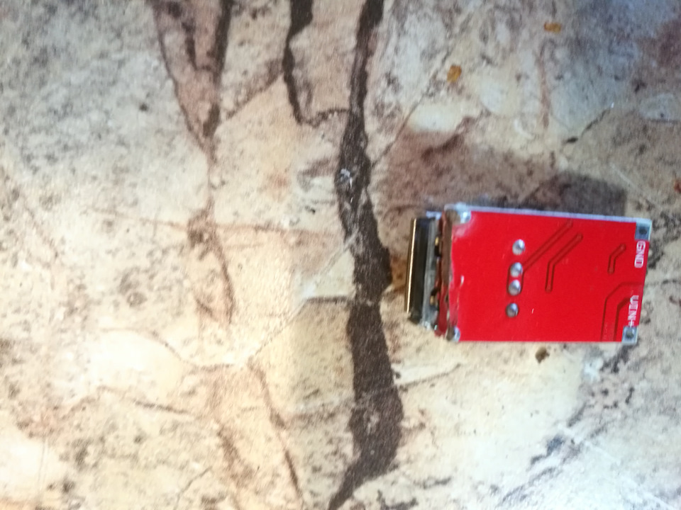 USB зарядка в заглушку кнопки. — УАЗ Patriot, 2,7 л., 2014 года ...