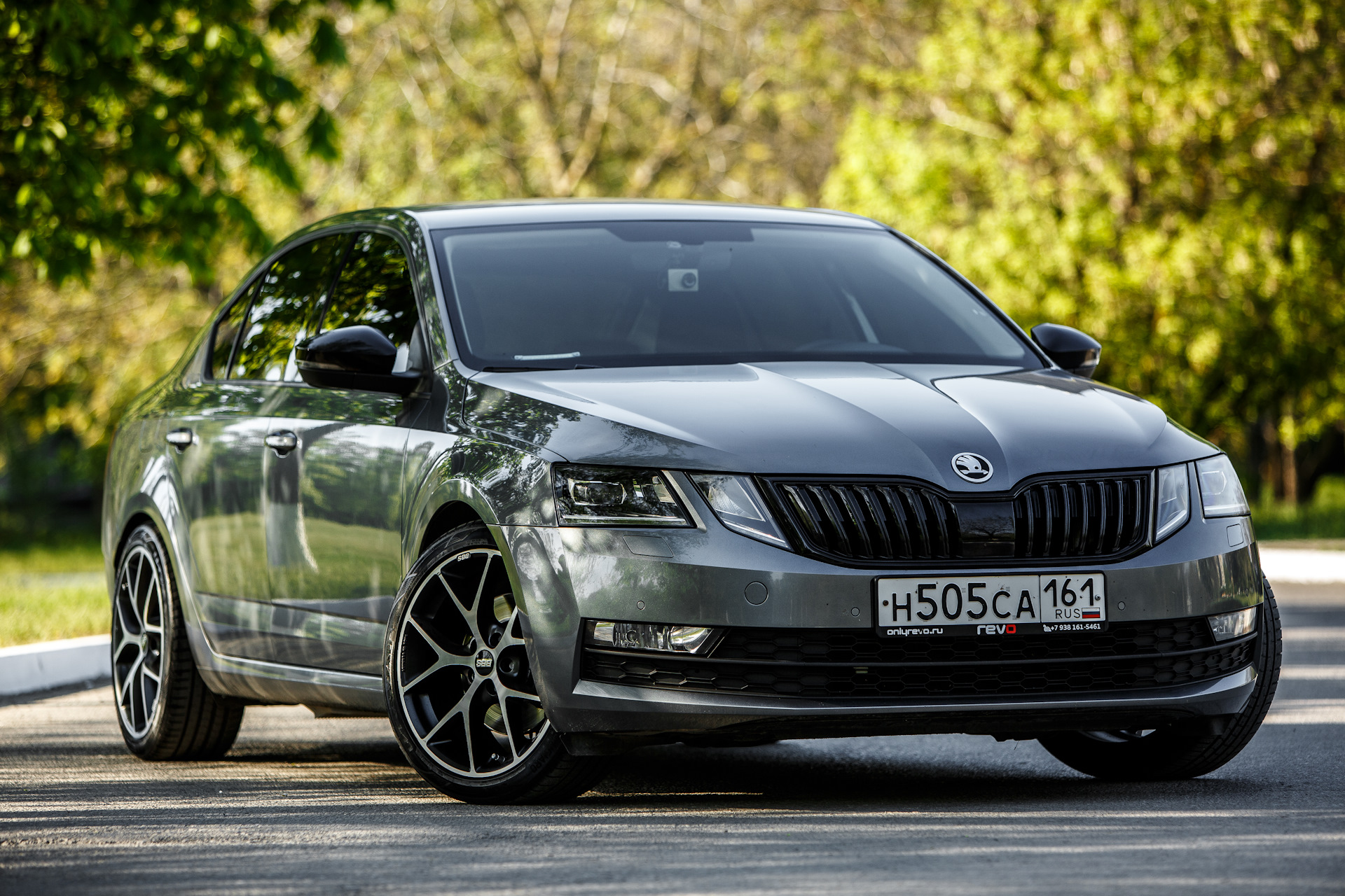 Skoda fl. Шкода Октавия а7. Skoda Octavia a7 VRS. Skoda Octavia a7 2017. Шкода Октавия а7 Рестайлинг.