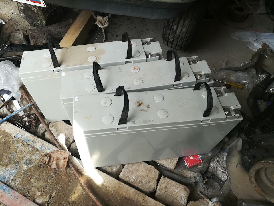 Электропитание. Гелиевые АКБ — Volkswagen Transporter T3, 1,6 л, 1987 ...