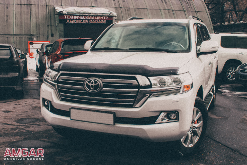 Установка выхлопной системы Double Eight Toyota Land Cruiser 200 ...