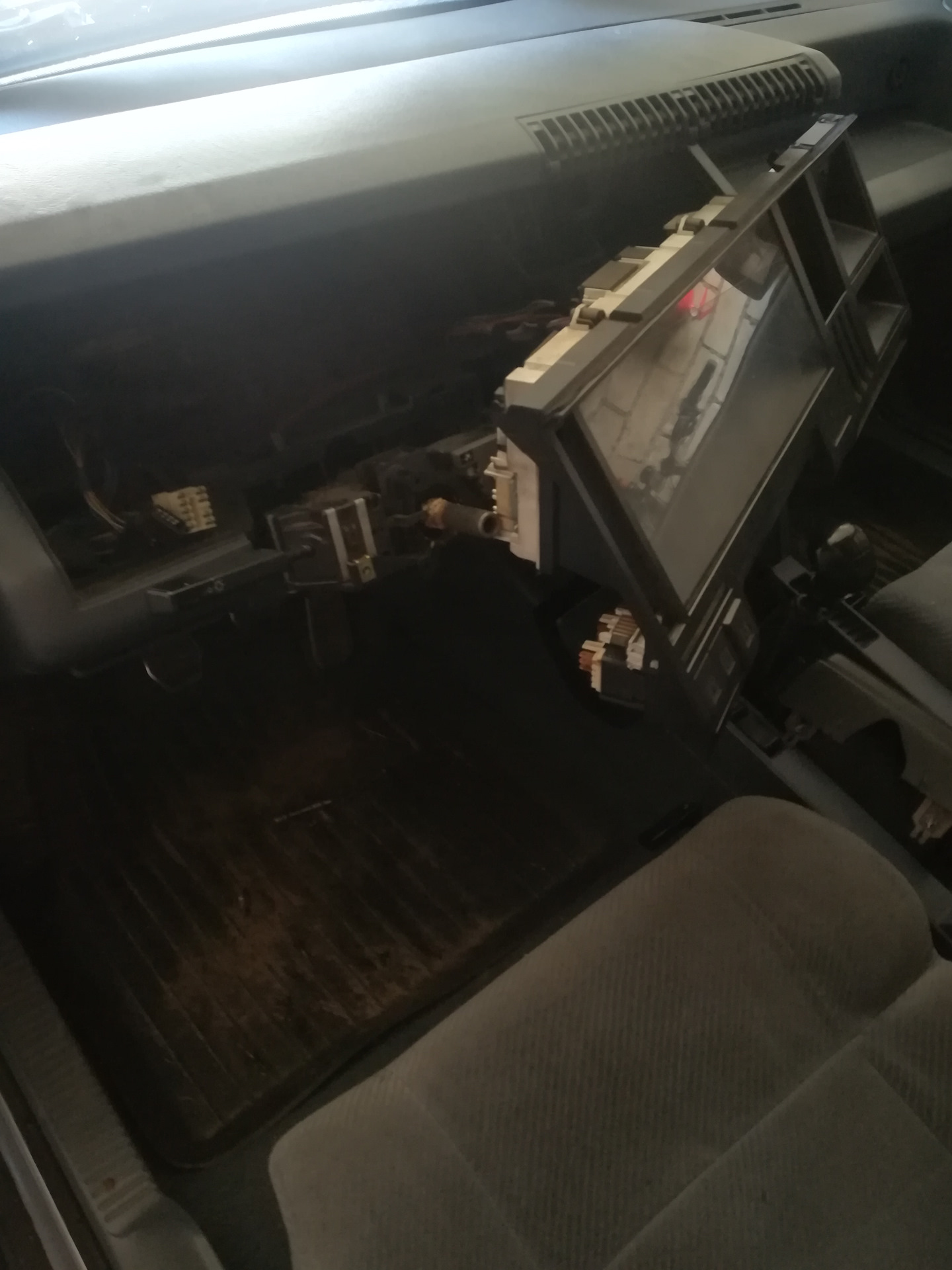 Замена троса спидометра. — Renault 25, 2 л, 1987 года | своими руками ...