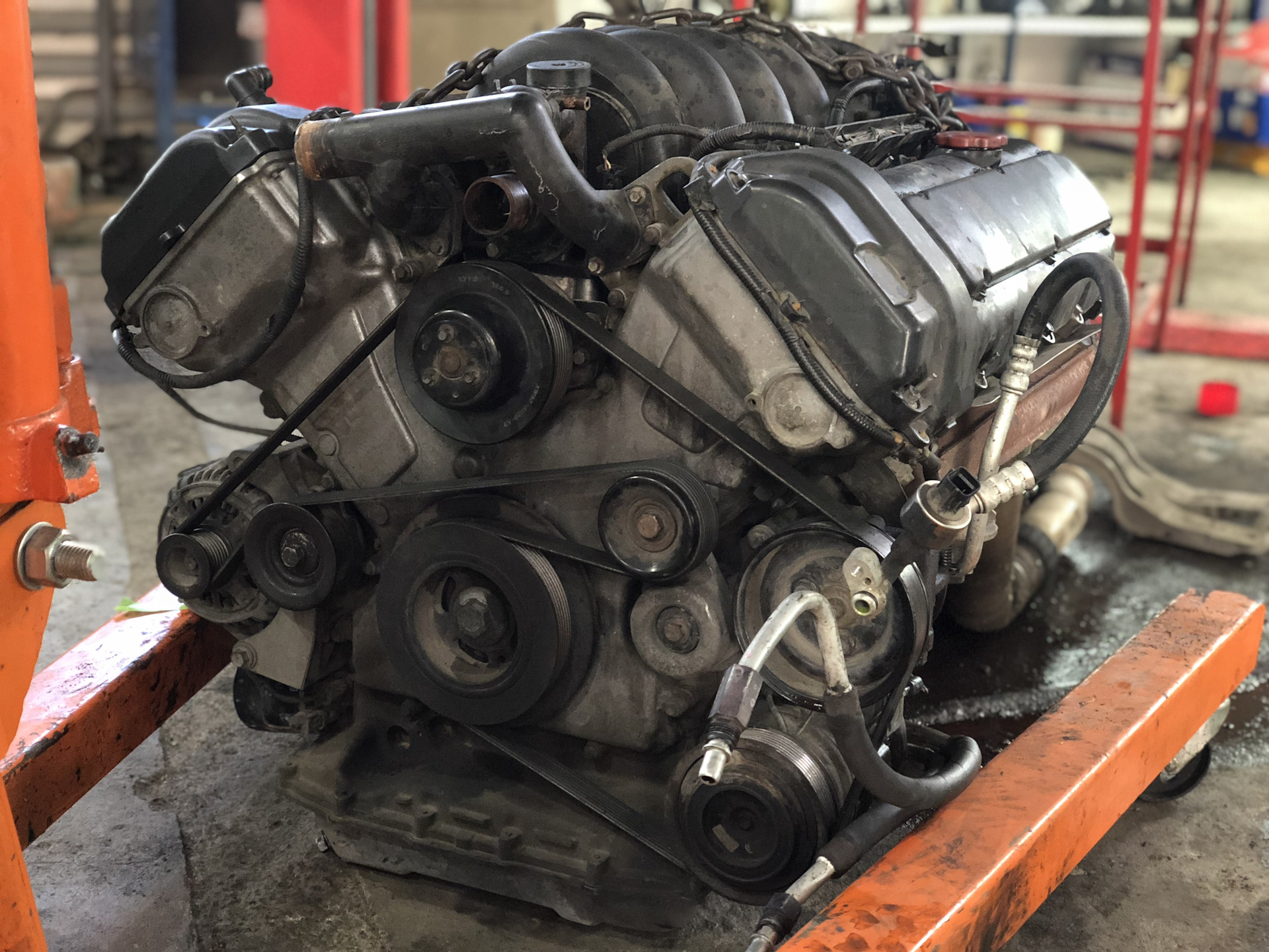 4. Двс 3uz-fe. Двигатель toyota 1uz-fe. Мотор 3uz fe. Двс 3uz-fe.