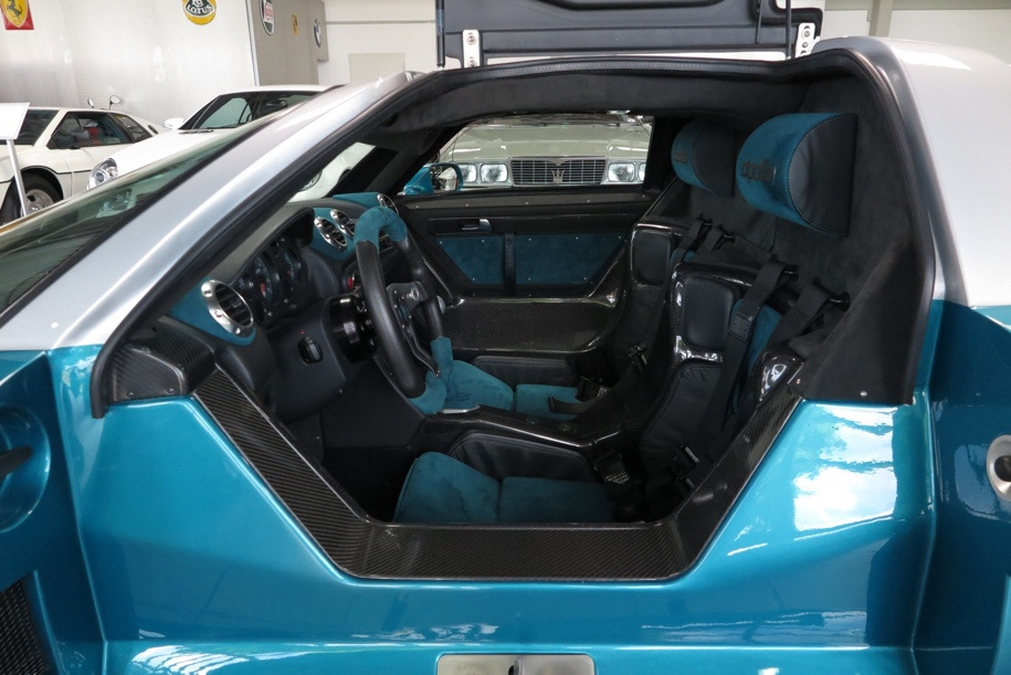 Gumpert Apollo Interior