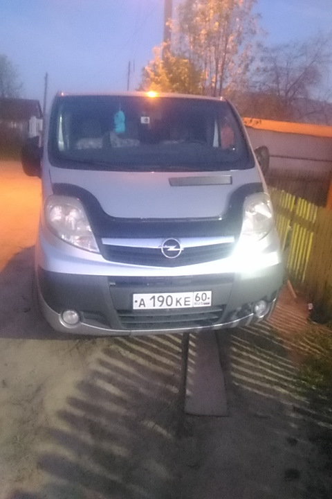 Фото в бортжурнале Opel Vivaro (1G)