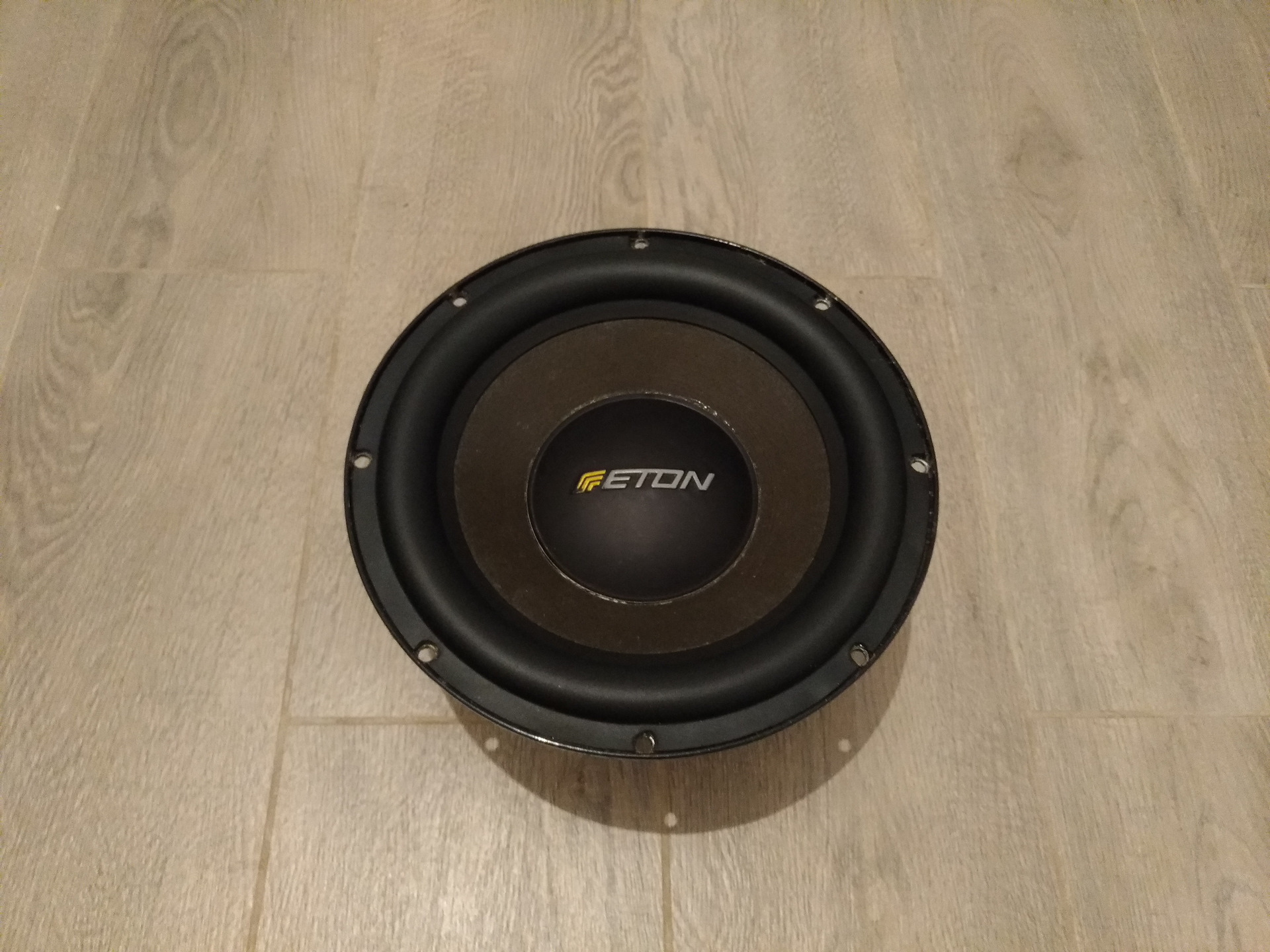 Отремонтировал свой Eton Hex 10/630 Заменили катушку на новую. 