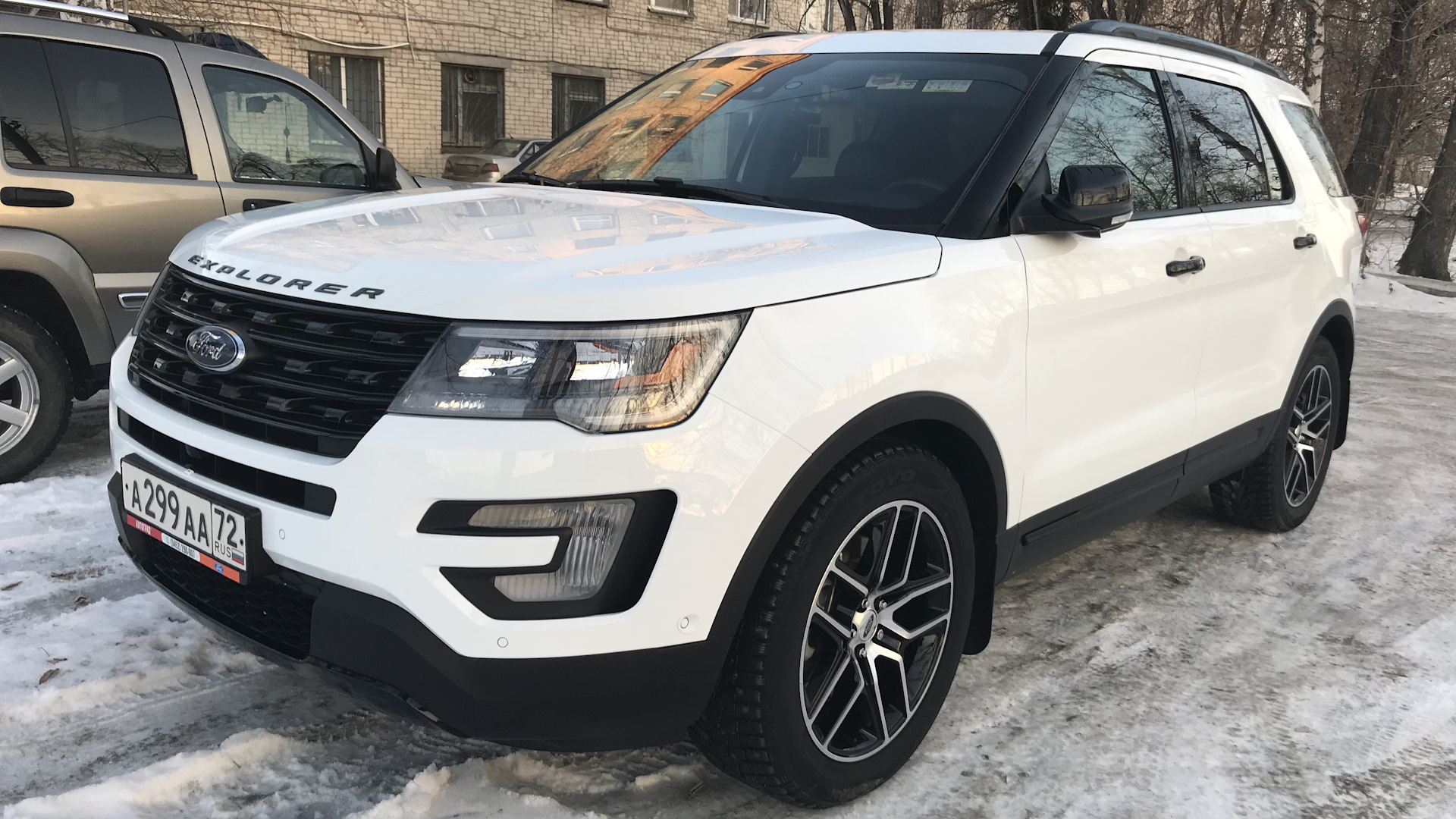 Ford Explorer (5G) 3.5 бензиновый 2016 | Спортсмен 3.5 EcoBoost на DRIVE2