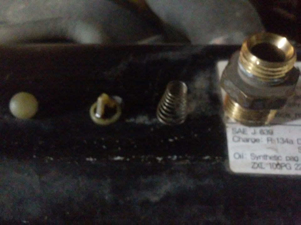 не выжимается педаль тормоза — SsangYong Rexton (1G), 2,7 л, 2007 года ...