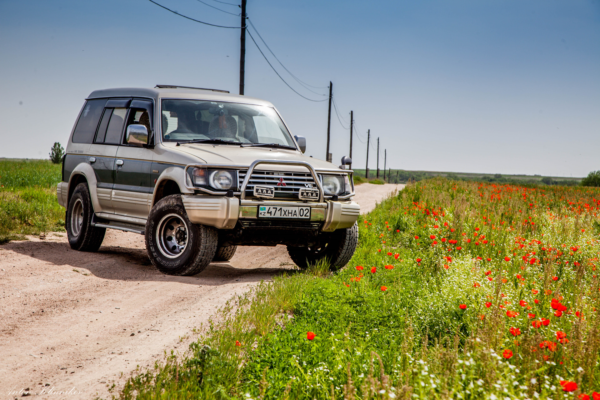 Машина паджеро. Mitsubishi Pajero II. Mitsubishi Pajero (2g). Mitsubishi Pajero History. Pajero 2 2022.