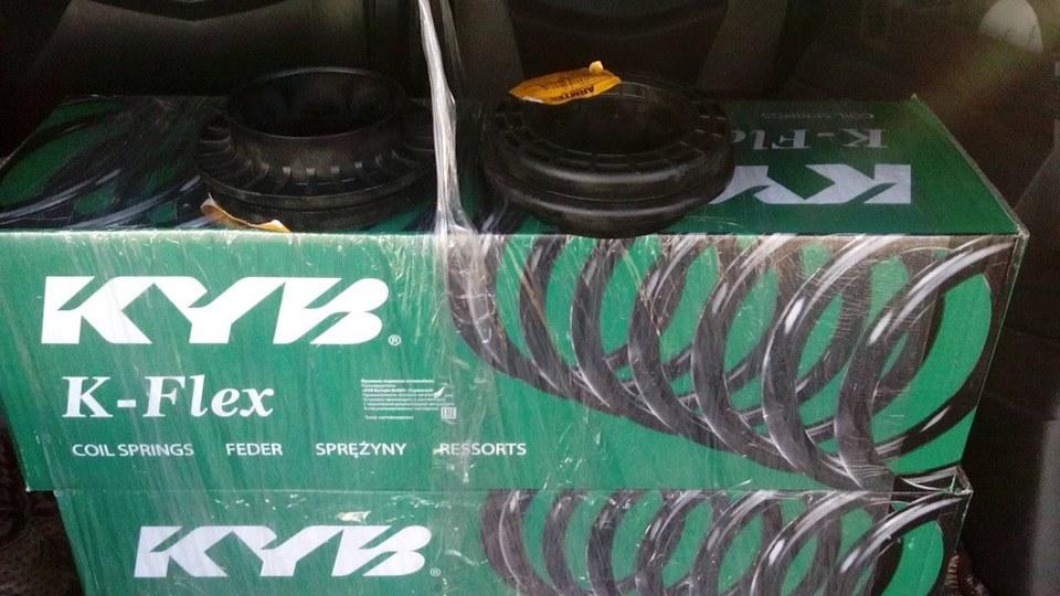 Лопнула пружина и вопрос по пульту ДУ — Peugeot 807, 2,2 л, 2005 года ...