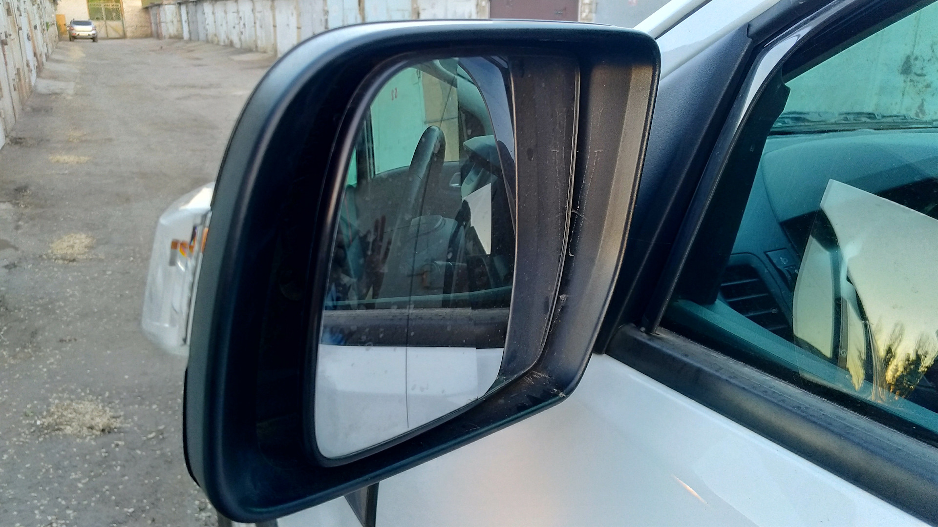 Как заменить зеркальный элемент? — Ford Ranger (3G), 3,2 л., 2013 года ...