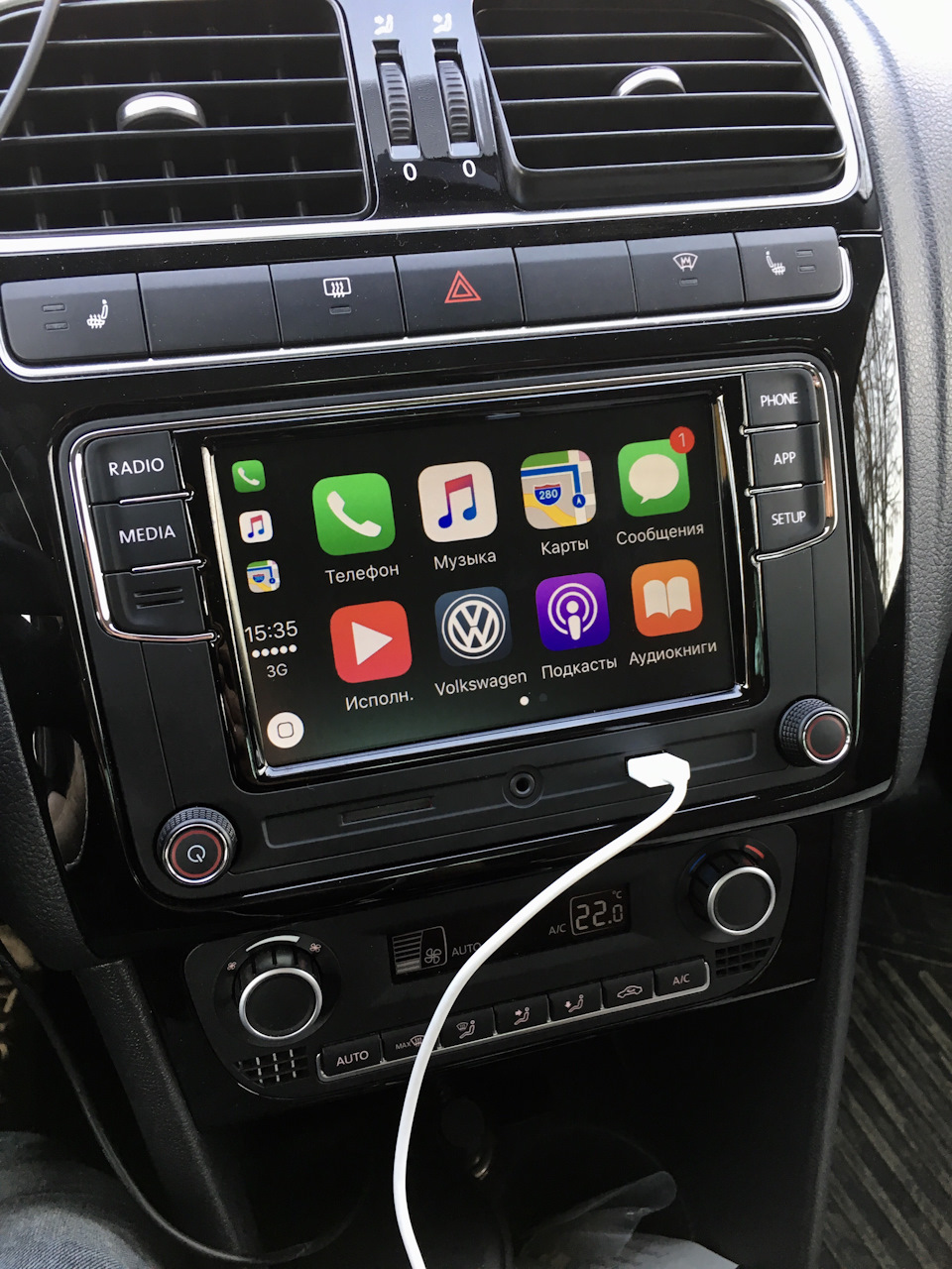 RCD 330+, CarPlay — Volkswagen Polo Sedan, 1,6 л, 2014 года | автозвук |  DRIVE2