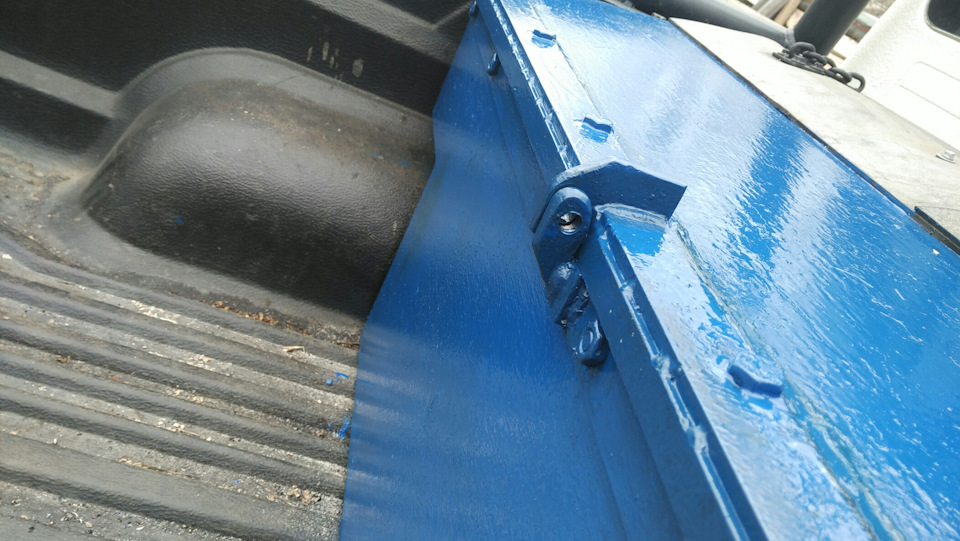 Фото в бортжурнале Toyota Hilux (7G)