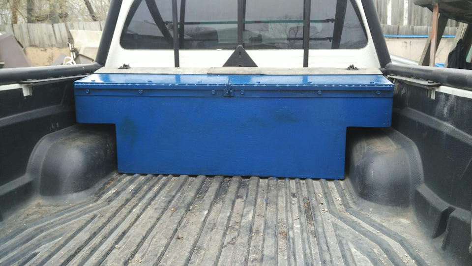 Фото в бортжурнале Toyota Hilux (7G)