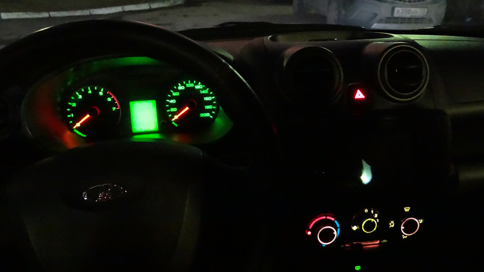 С места водителя — Lada Granta