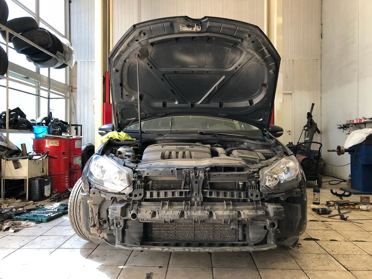 1t0807217q gru. джетта 6 без бампера. снятый бампер джетта 6. Volkswagen jetta 6 без бампера. 5e0807217.