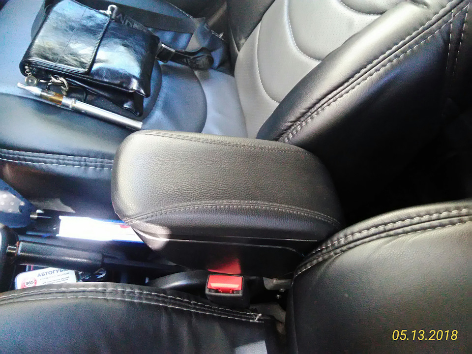 ️Запись № 47. О подлокотнике в ладу гранту. — Lada Гранта лифтбек, 1,6 ...