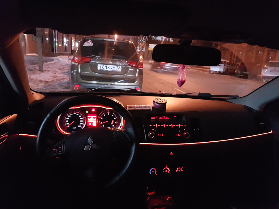 . — Mitsubishi Lancer X