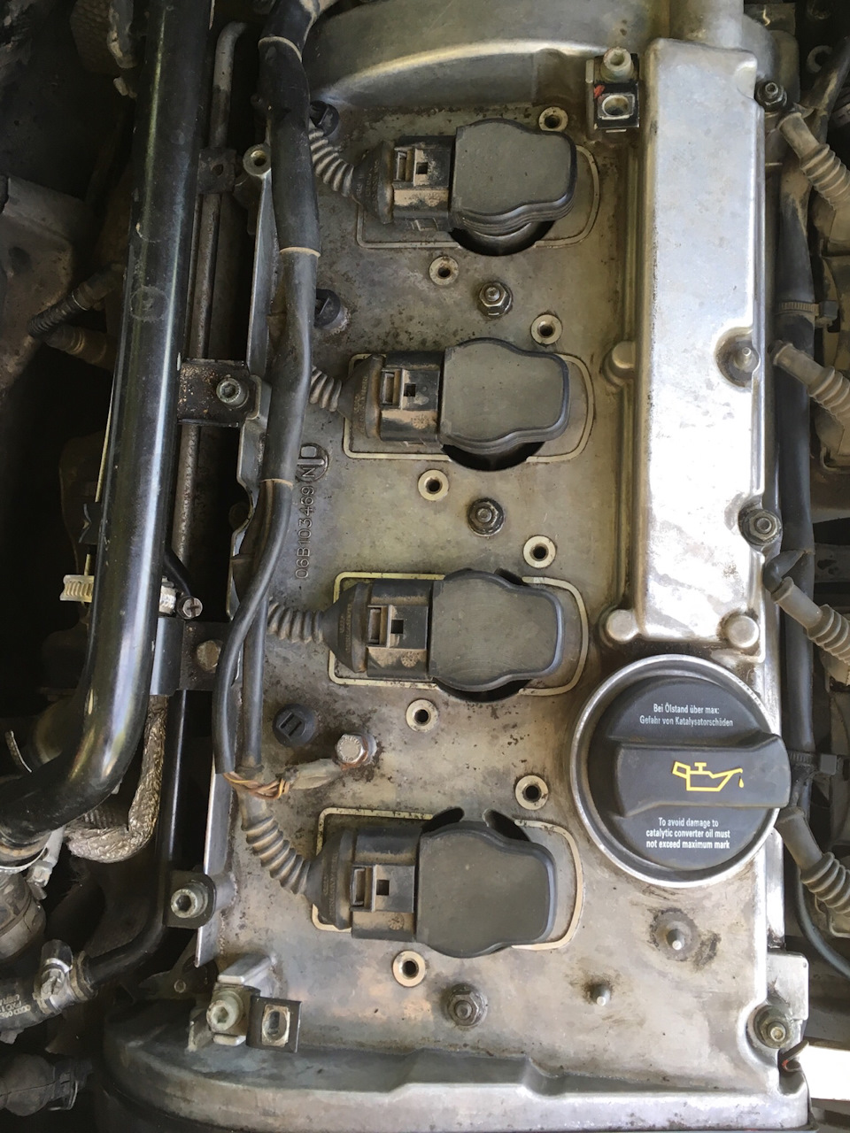 клапанная крышка пассат б6