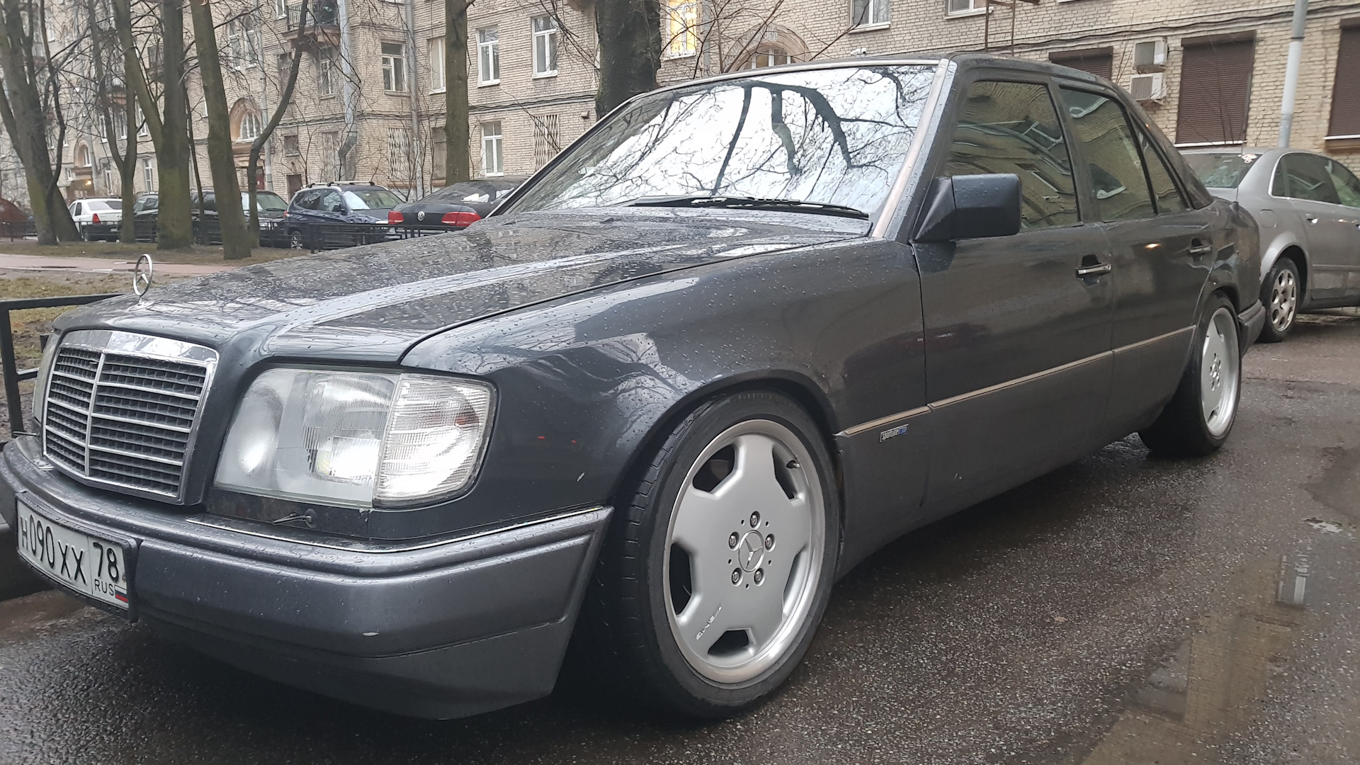 Mercedes-Benz E-class (W124) 4.2 бензиновый 1993 | E420 SportLine на DRIVE2