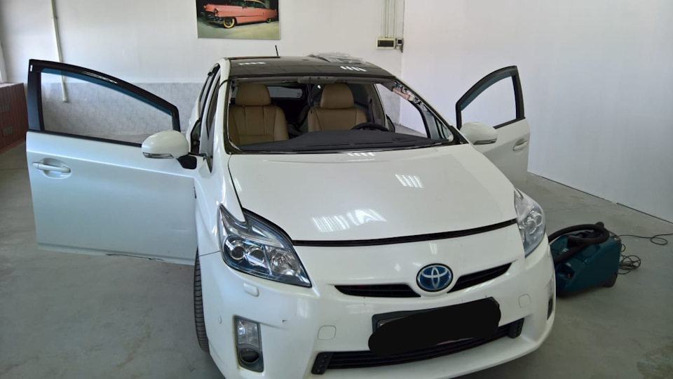 Фото в бортжурнале Toyota Prius (30)