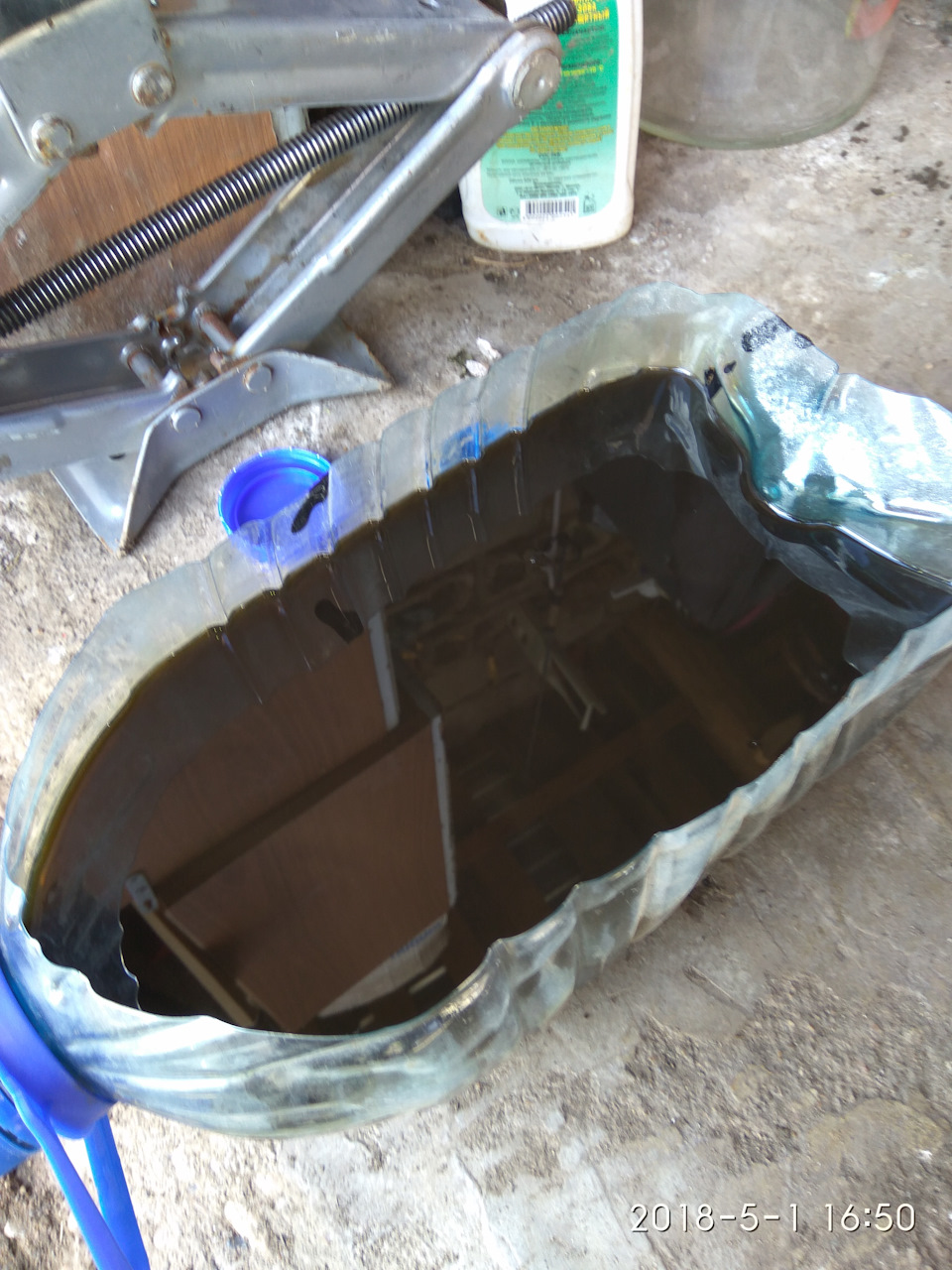 Старое масло с коробки — Ford Fiesta (Mk V)