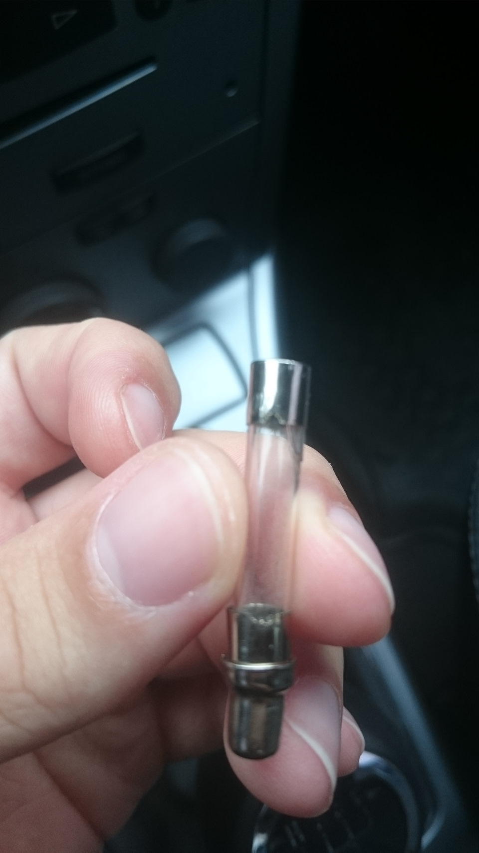 Регистратор Qstar RS7 выбивает предохранитель (решено) — Opel Astra H ...