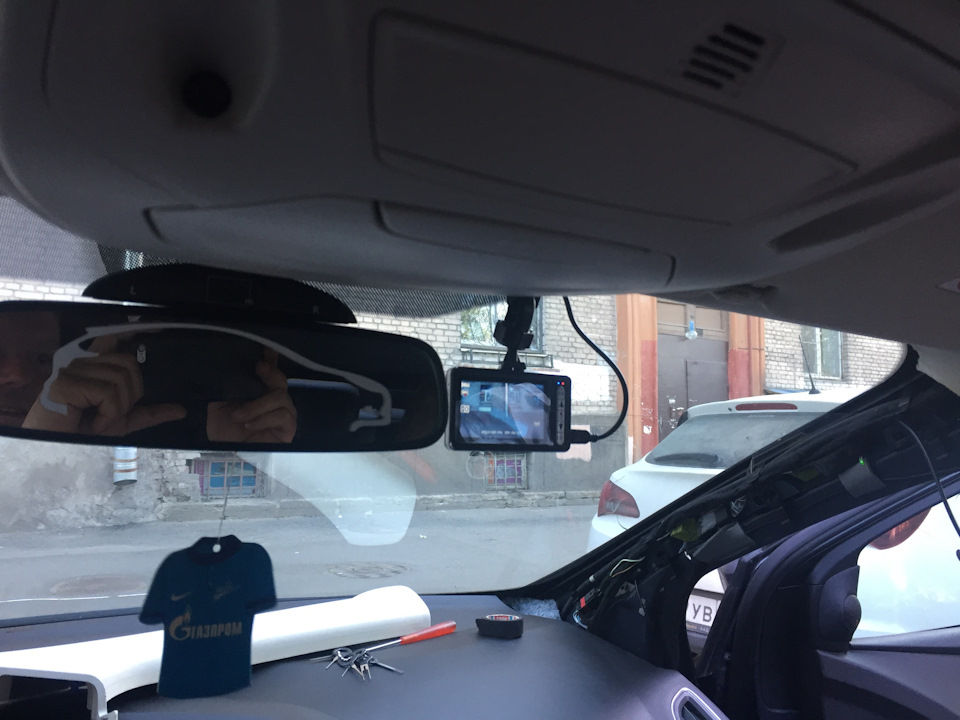 Контрольное подключение ) — Ford Focus Hatchback III