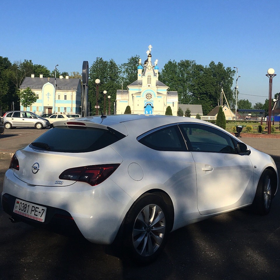 Минск-Вилейка-Минск — Opel Astra J GTC, 1,4 л, 2014 года | путешествие |  DRIVE2