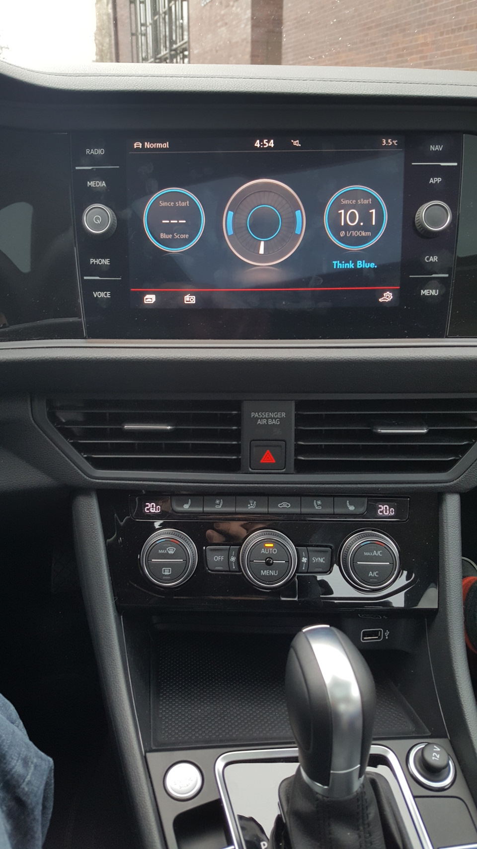 Фото в бортжурнале Volkswagen Jetta VI