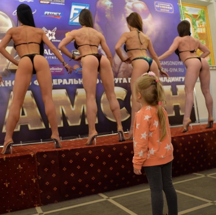 Россиянка оказалась в тройке самых популярных порноактрис мира, обойдя Райли Рид и Мию Малкову