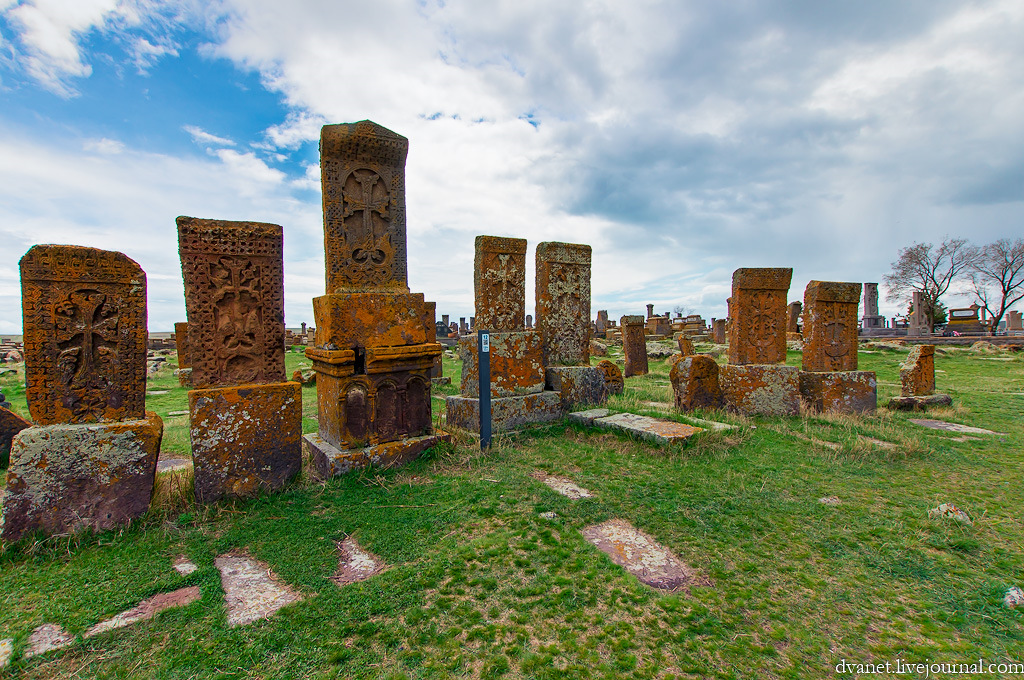 Кладбище в армении фото